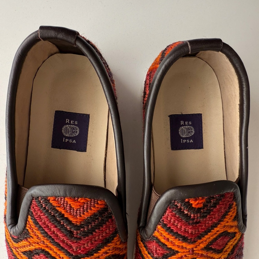 Res Ipsa EUC Kilim Slip On Red Orange Leather Trim‎ Sneaker Loafers women 9 - Picture 4 of 7